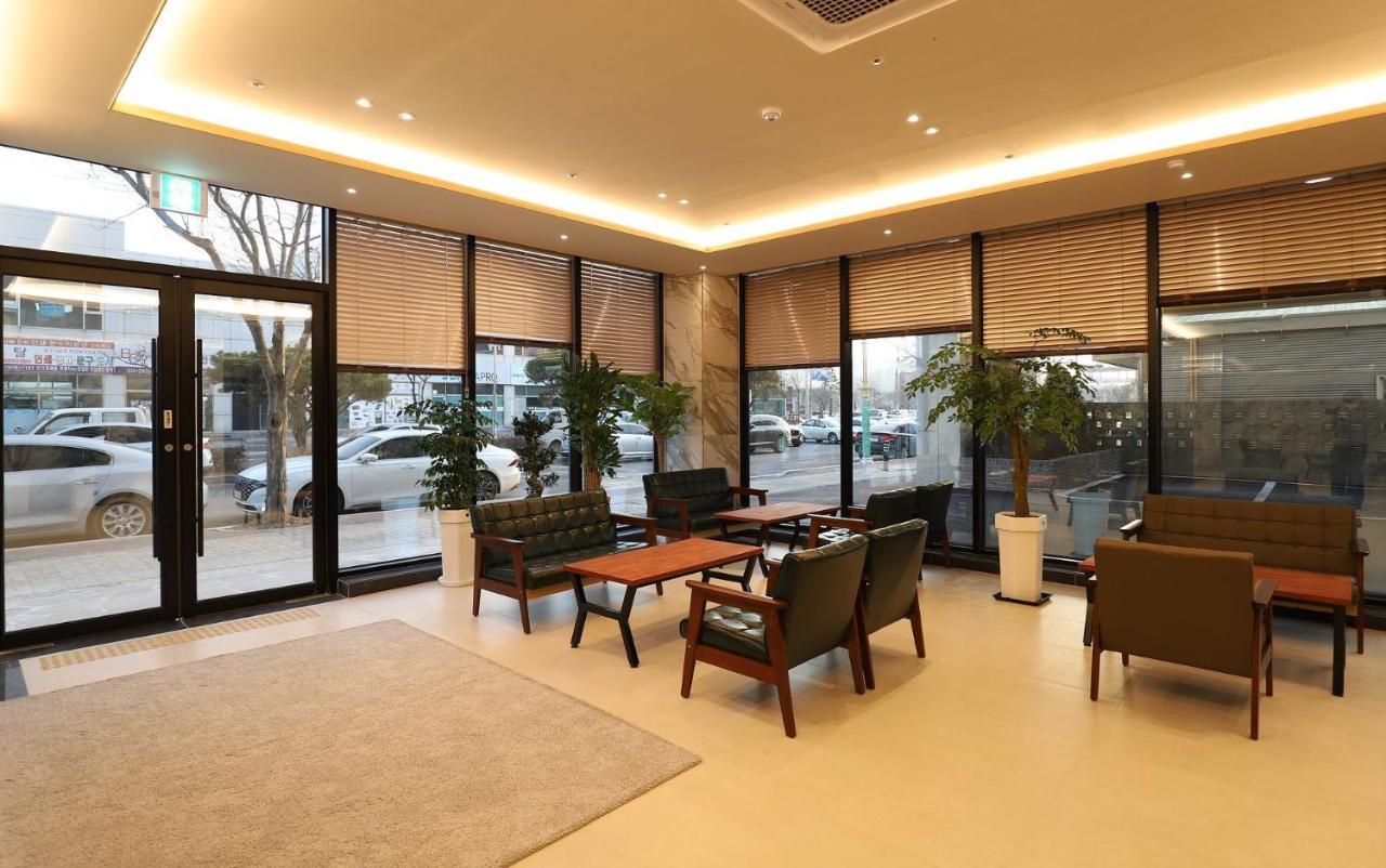 Hotel Grand Bay โพเรียง ภายนอก รูปภาพ